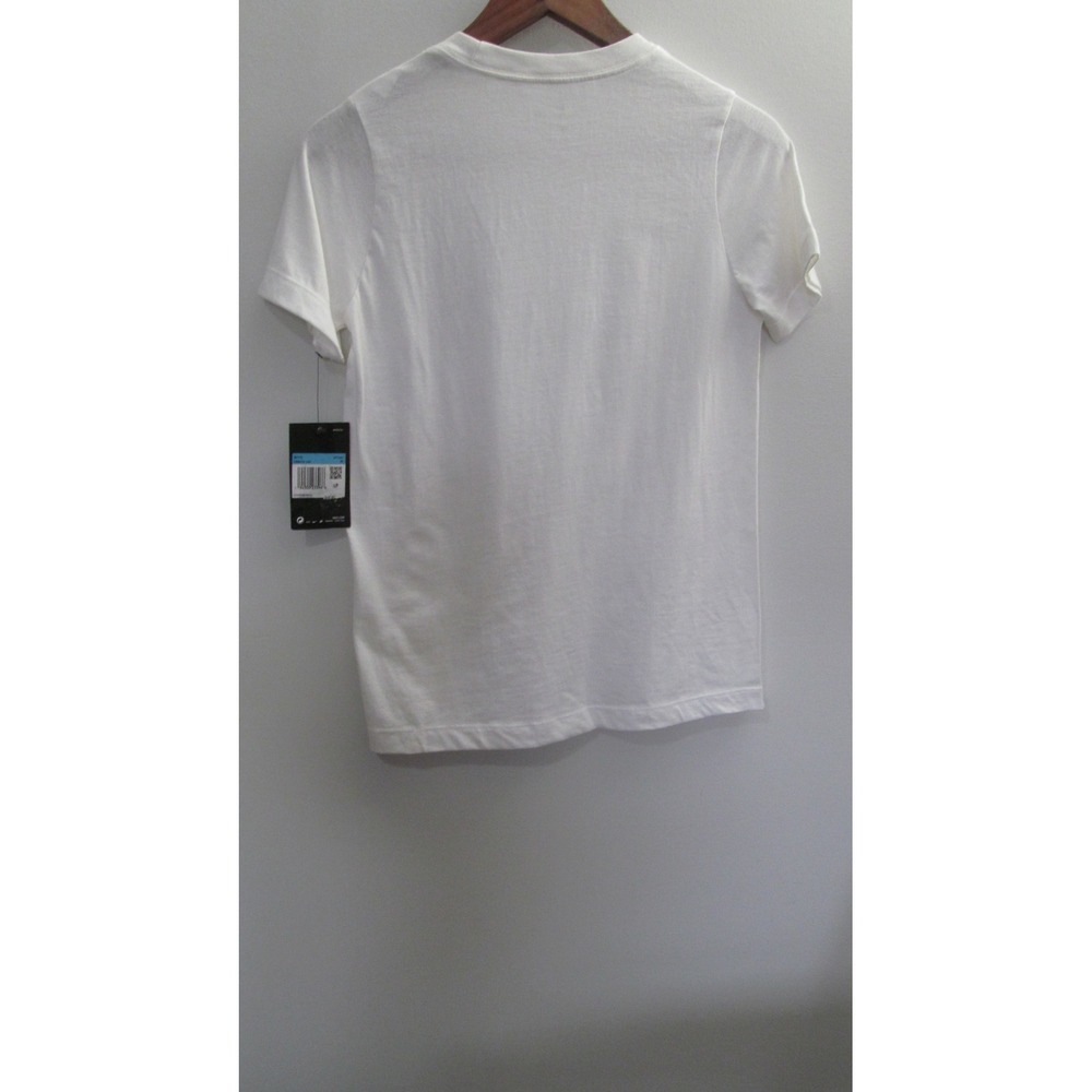 NWT Nike "Goddess of Victory" International Graphic T-Shirt White Women Medium M - Picture 2 of 7